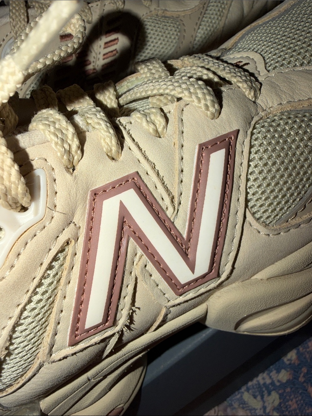New Balance Women's Beige Sneaker with Pink Trim - Picture 5 of 7